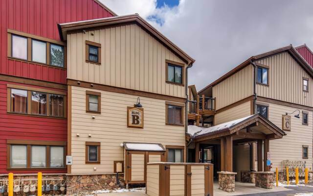 Park Place Condos by CRMR