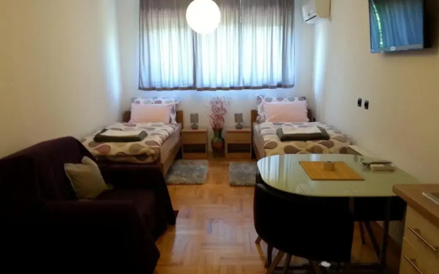 Studio Apartments Korosteljev