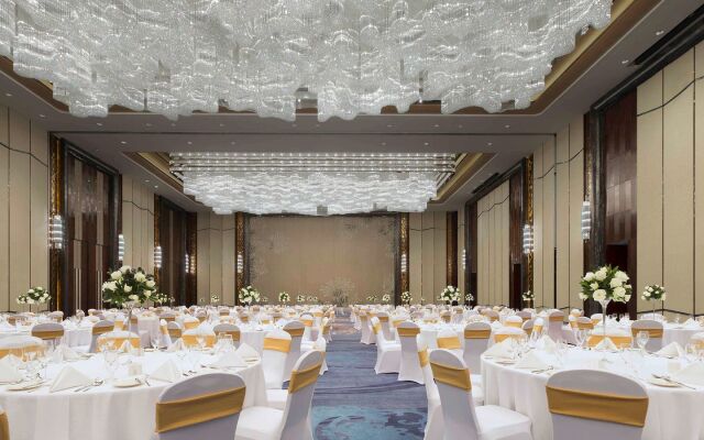 Pullman Yantai Center