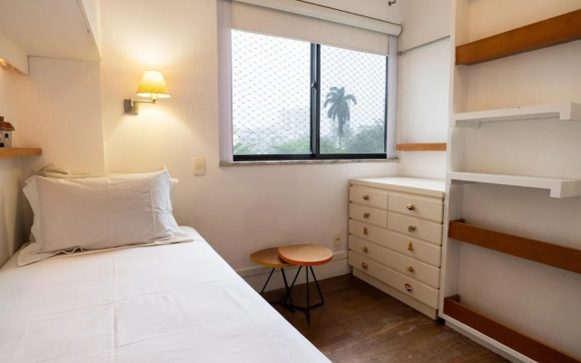 15 Minutes From Leblon Beach Va202