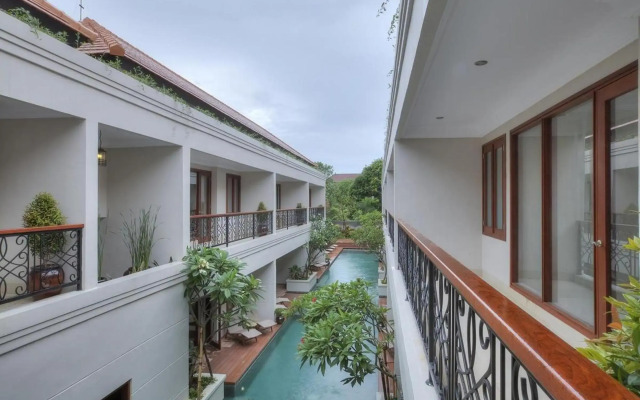 Seminyak Lagoon All Suites Hotel
