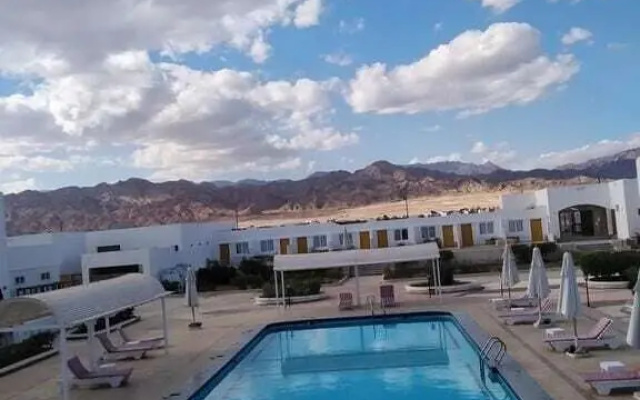 Sarah Village Dahab