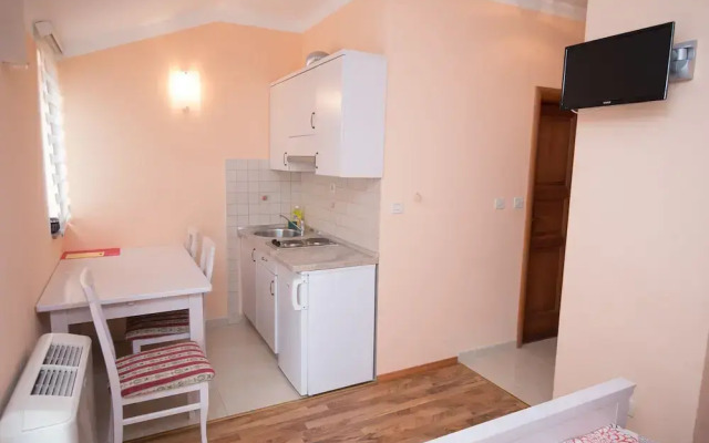 San Marian Apt 3c