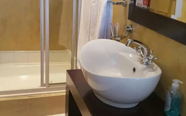 Ninety9 On Villiers Guest House