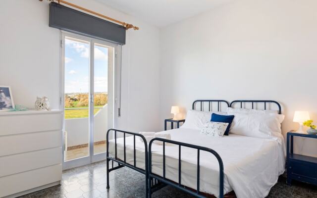 Pleasant Holiday Home in Donnalucata near Spiaggia Micenci