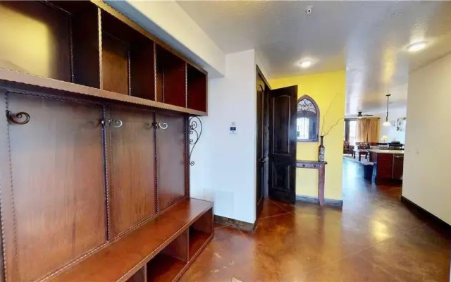 Paraiso ~ #8 2 Bedroom Condo