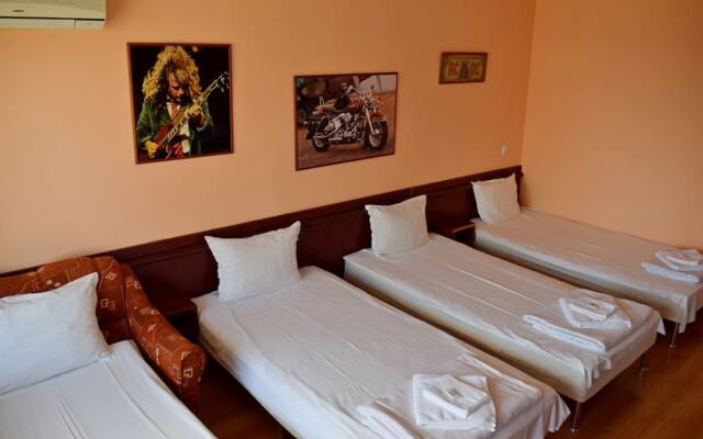 Royal Hostel Golden Sands