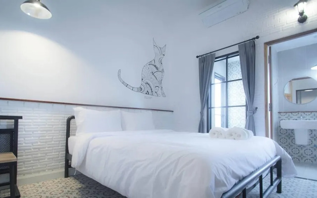 V1 Room Hotel