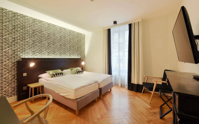 The Pax Hotel