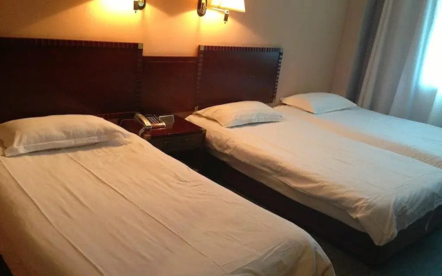 Wen Ping Business Hotel