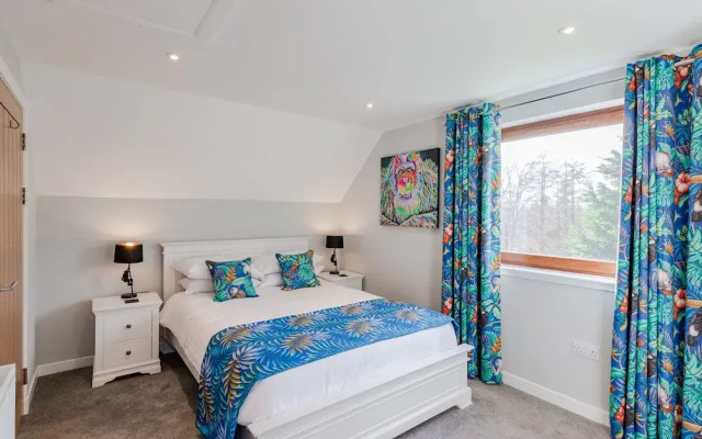 Lord Galloway 38 With Hot Tub, Newton Stewart