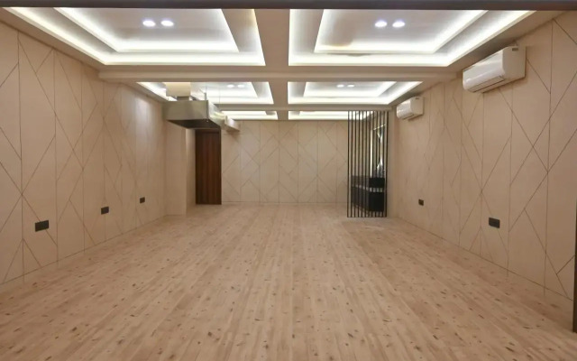 Hotel Privya Rooms and banquet Surat