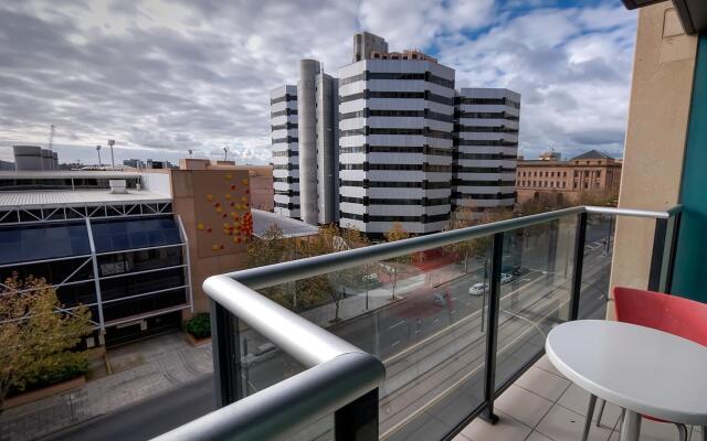 La Loft Apartments - North Terrace