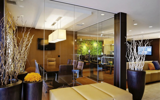 Courtyard by Marriott Ventura Simi Valley