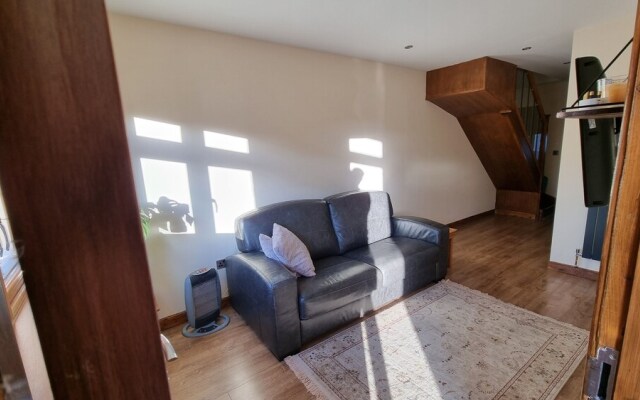 Captivating 1-bed Apartment in Edinburgh