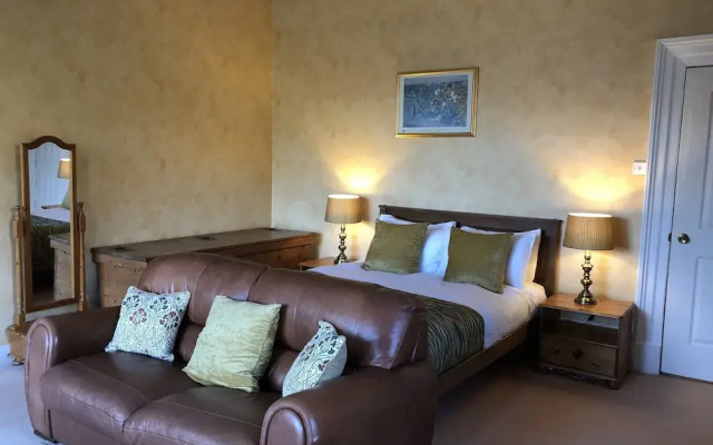 Royal Goat Hotel