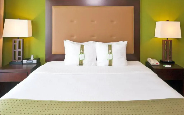 Holiday Inn Waco Northwest
