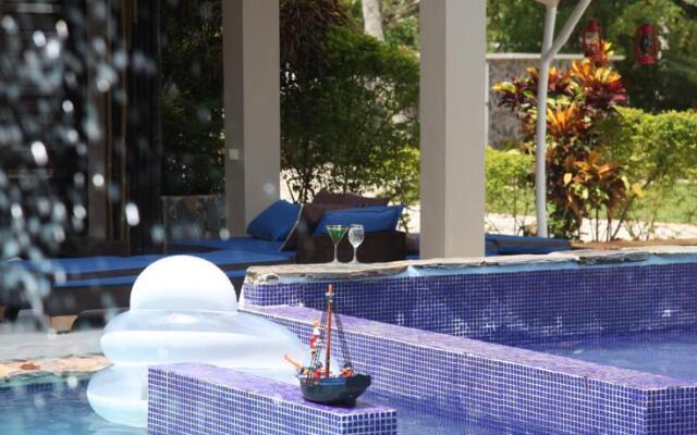 Chaykovsky Beach Club and Spa