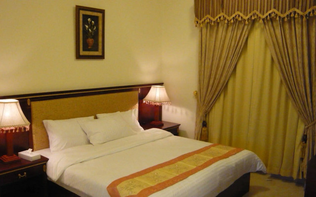 Dream Palace Hotel