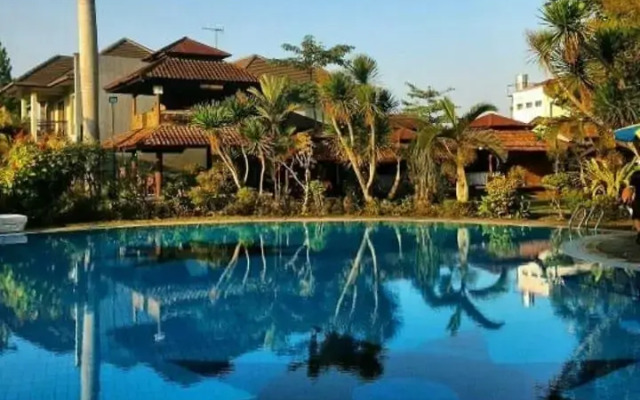 Taman Sari Hotel Dan Resort