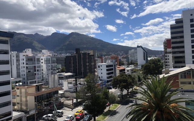 Suite and Apartment Well Located In Quito