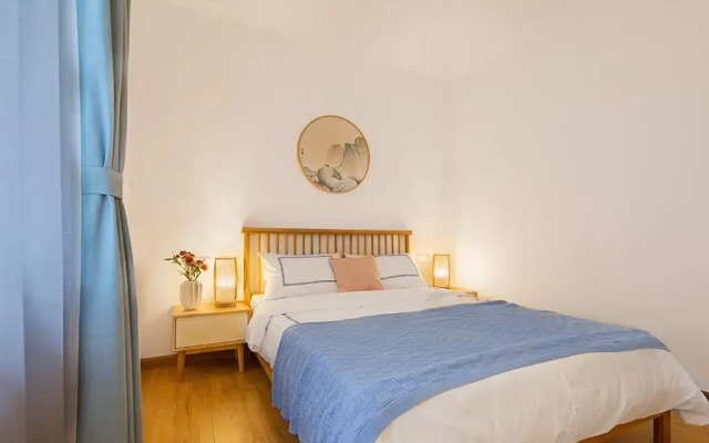 Changsha Furong·Changsha Railway Station· Locals Apartment 00159160