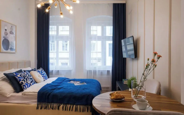 Neon 45 Apartment - ProperUNIT