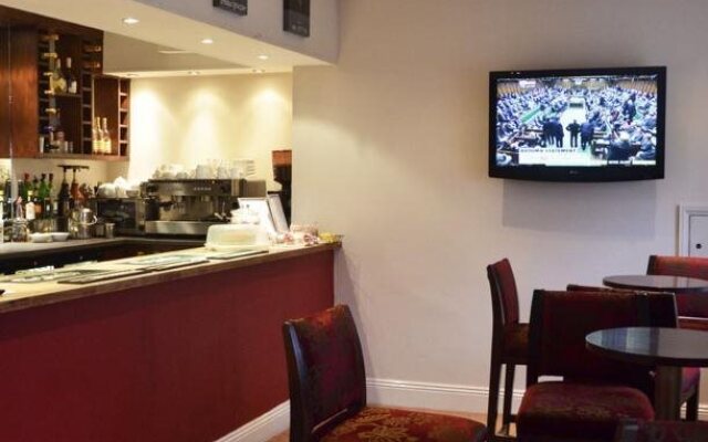 Clarence Court Hotel