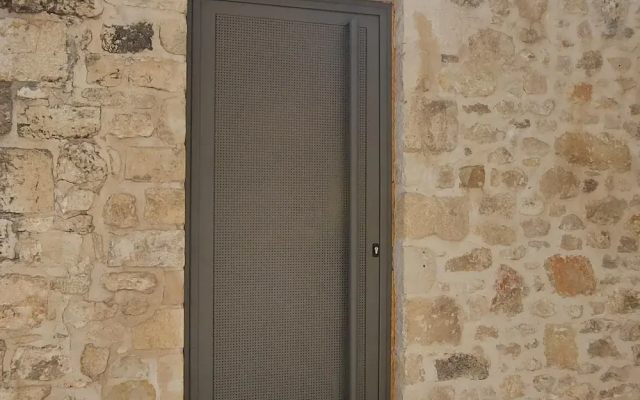 Bracket in Heraklion