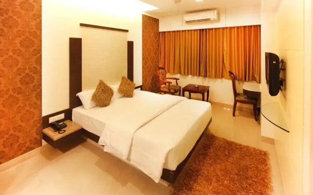 Hotel Seven Heaven