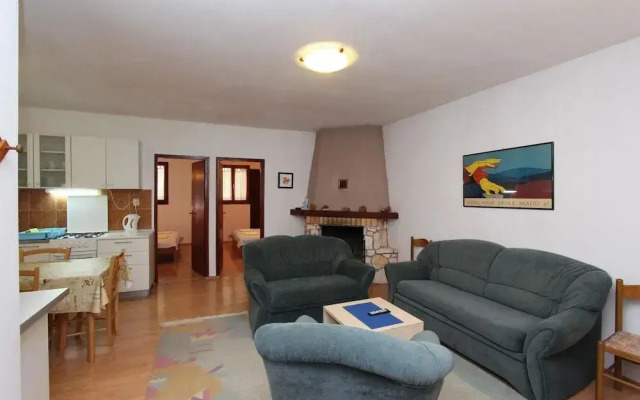 Apartments Lora