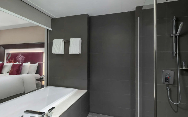 Novotel Yangon Max