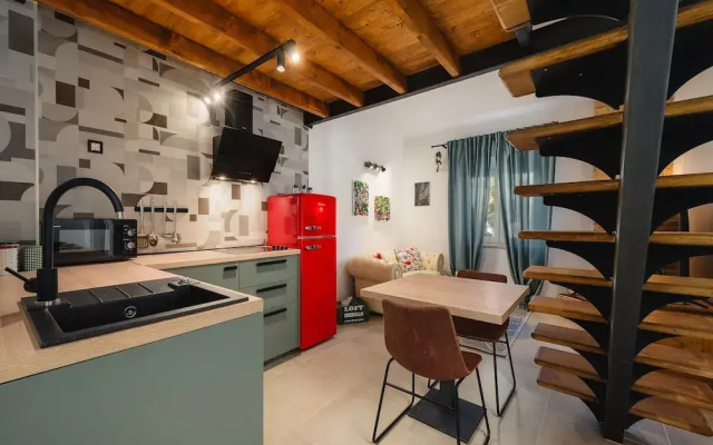 Apartment With Cozy Bedroom