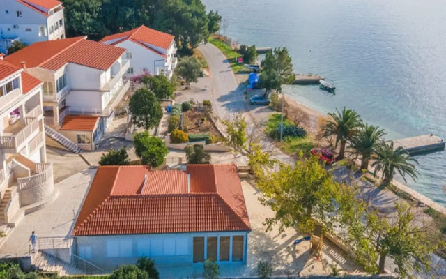 Villa Ponar With Swimming Pool