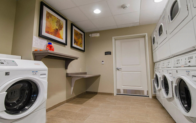 Staybridge Suites Marquette by IHG