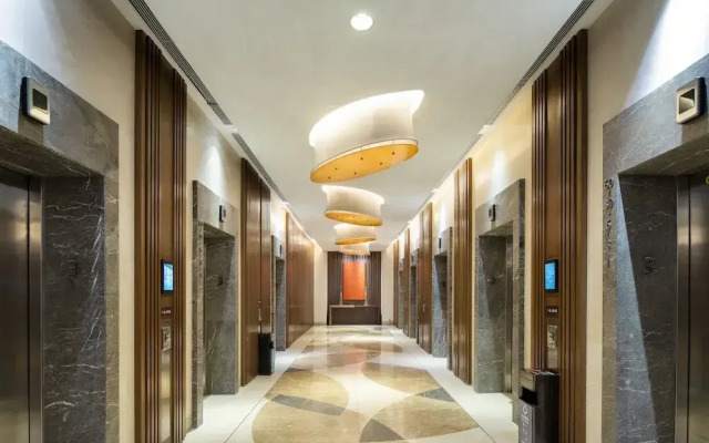 Guangdong International Building （South Gate 2）