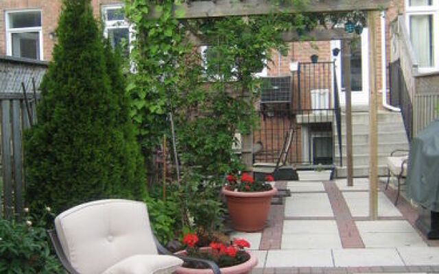 Clinton and Bloor B&B