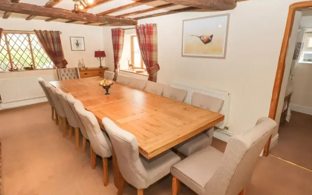 Top Farm House