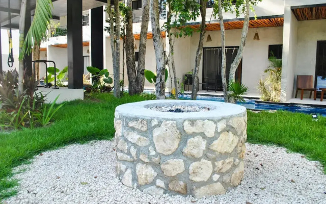Tulum Swim Up Estudio Selvático