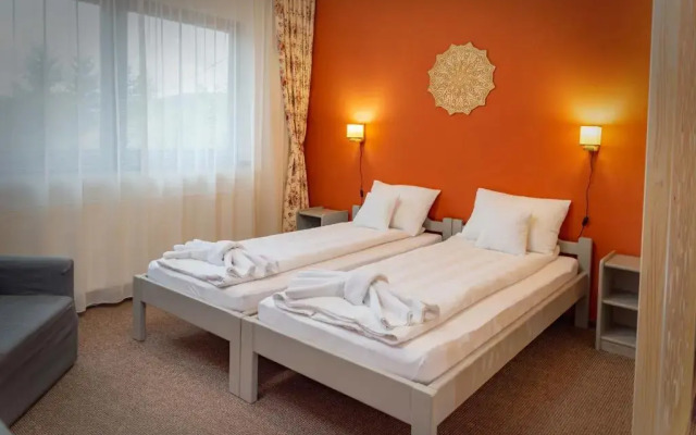Zsuzsi Apartman
