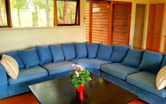 Cedarwood Holiday Park