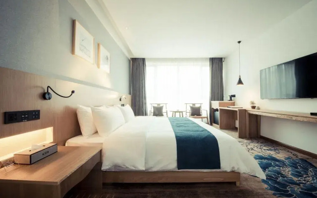 Qianna Qianxun Hotel