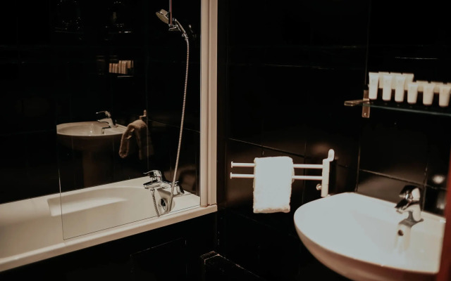 Hotel Cecyl Reims Centre