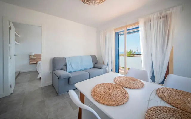 R154 - Apartamento Frente AL MAR EN Coma-ruga 3