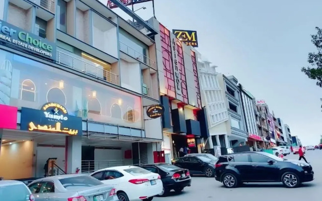 Space Luxury Rental Suites