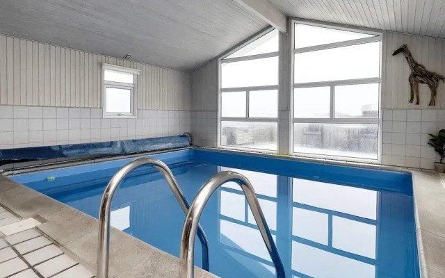 Luxury Cottage With Pool and Sauna-by Traum