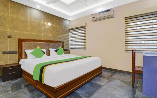 Treebo Pushpak Service Apartment
