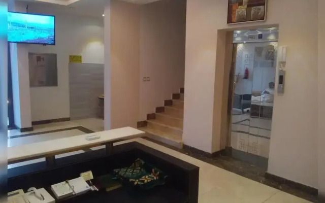 Al Manazil Suite