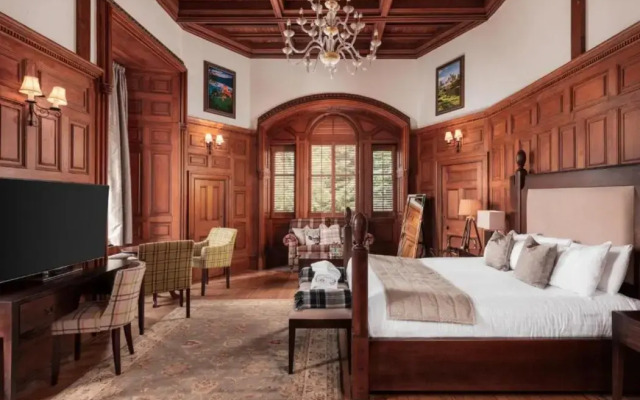 Tulloch Castle Hotel