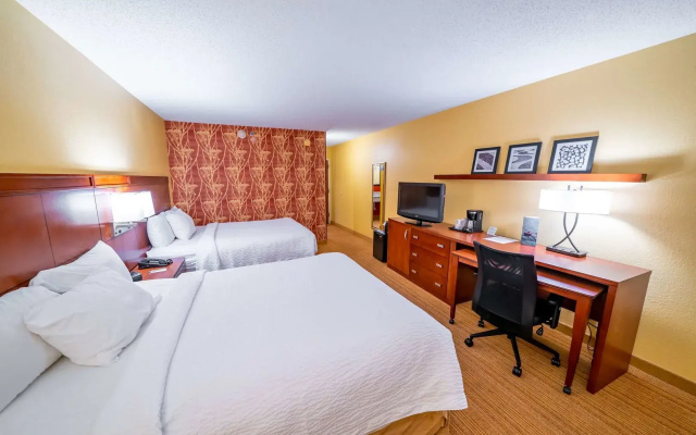 Spark by Hiton Bettendorf Quad Cities
